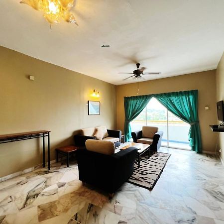 Maya Apartment Bay View Villas بورت ديكسون المظهر الخارجي الصورة