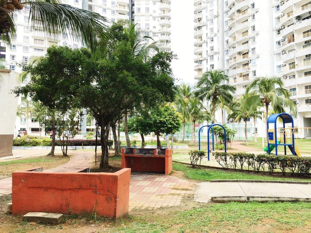 Maya Apartment Bay View Villas بورت ديكسون المظهر الخارجي الصورة
