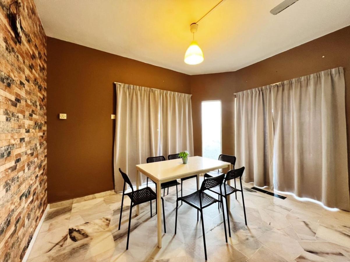 Maya Apartment Bay View Villas بورت ديكسون المظهر الخارجي الصورة